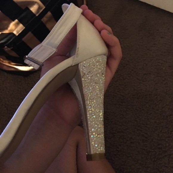 Heels‼️ - Picture 4 of 4